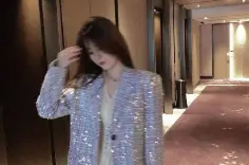 万万没想到因为忘记拉窗帘就让这些明星口碑受到影响！